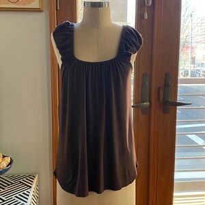 BCBG Chocolate 🍫 Flutter Sleeve Top. XS.
